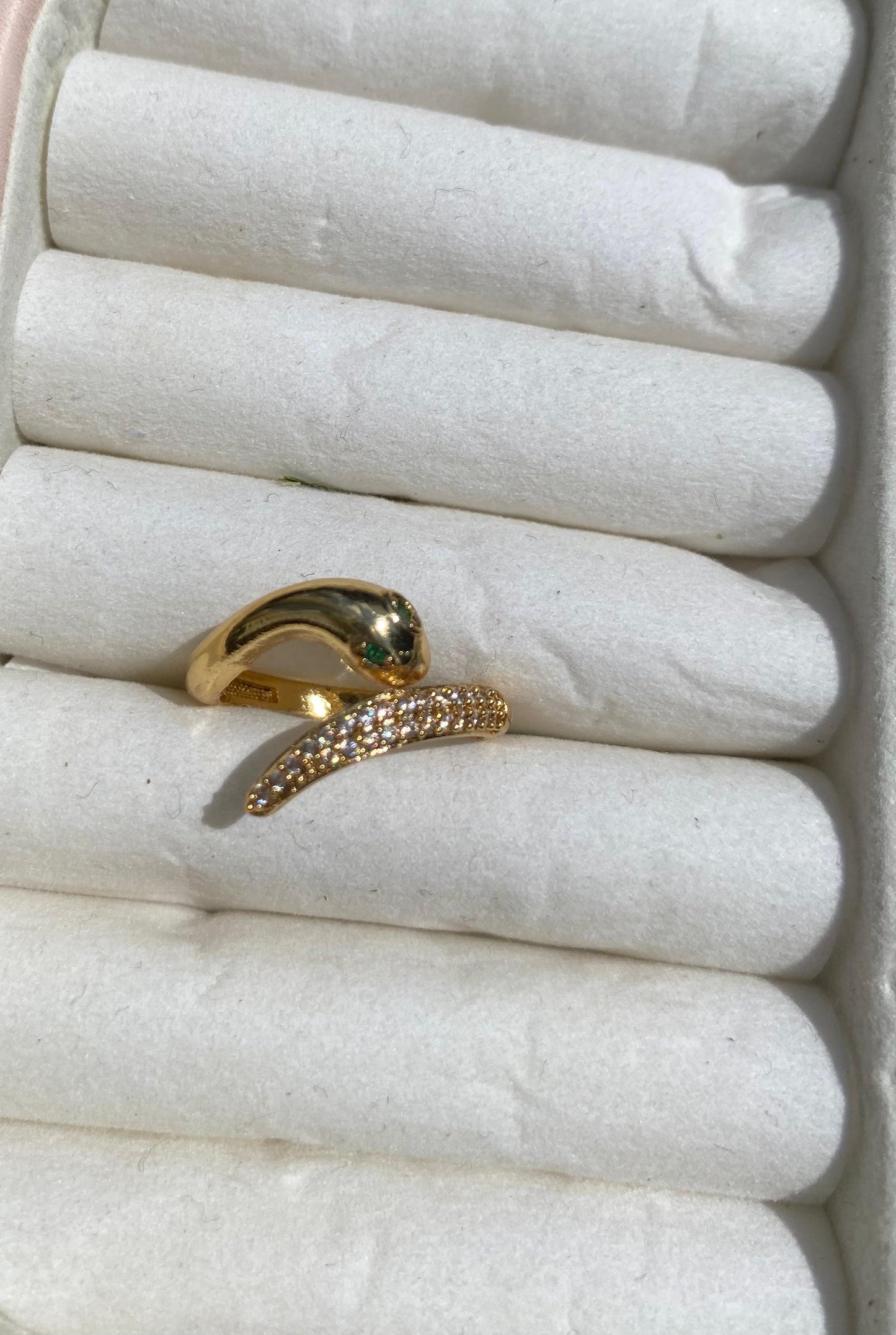 GOLD YILAN YUZUK